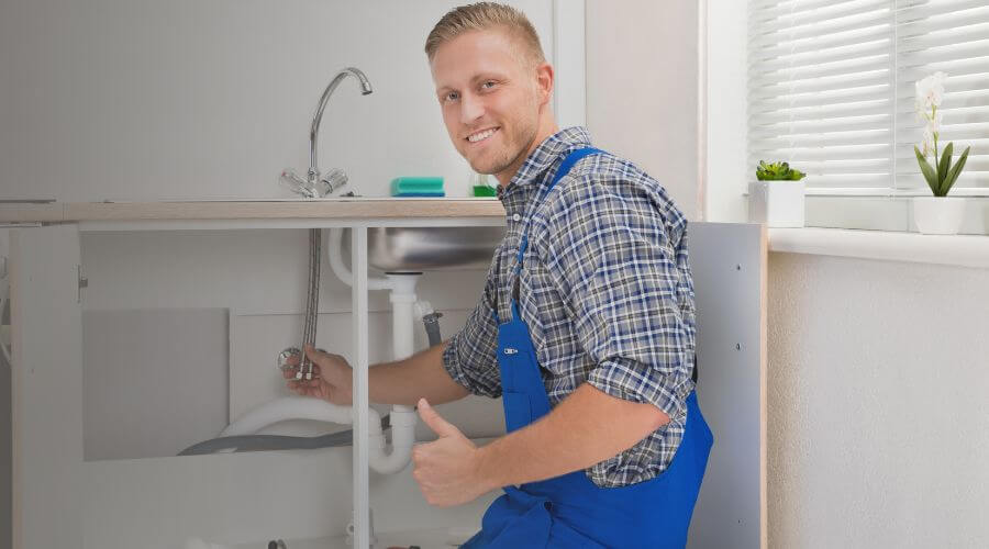 Burst Pipe Emergency Service in Clare, MI
